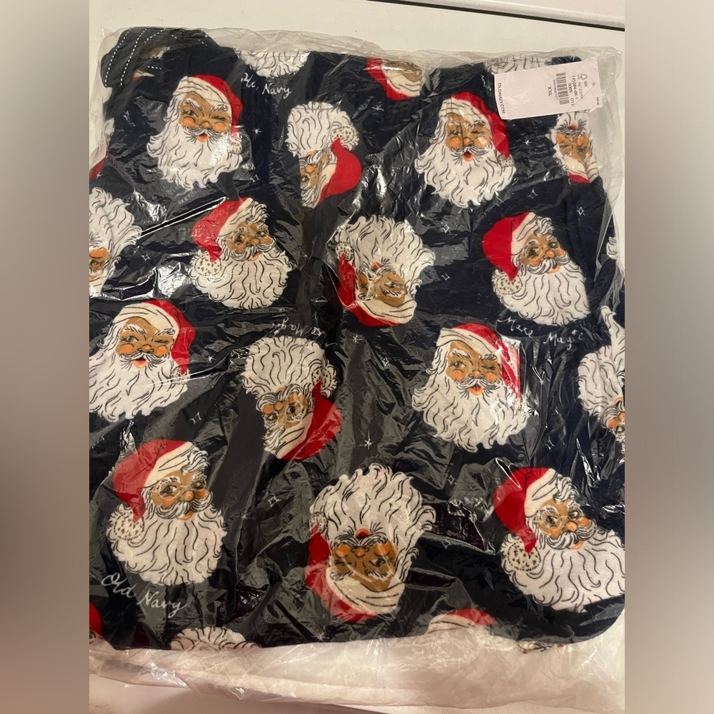 NWT Old Navy Christmas Pajama Shorts